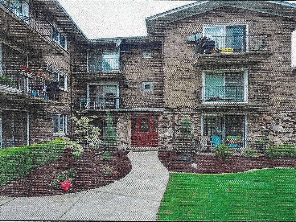 1st image of 9032 W 140th St APT 1B