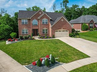 5945 Brierly Ridge Dr, Cincinnati, OH 45247