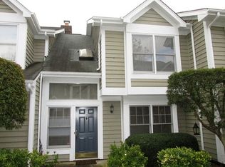 8202 Legare Ct, Charlotte, NC 28210