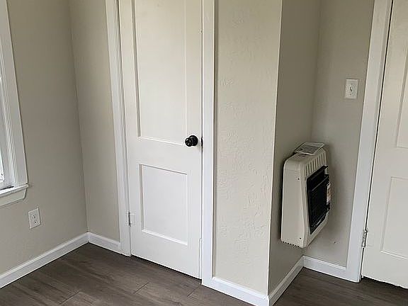 5th image of 302 NW Bell Ave