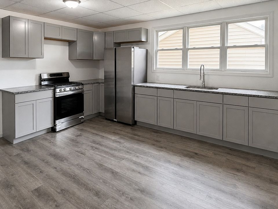1st image of 308-310 Barney St #3