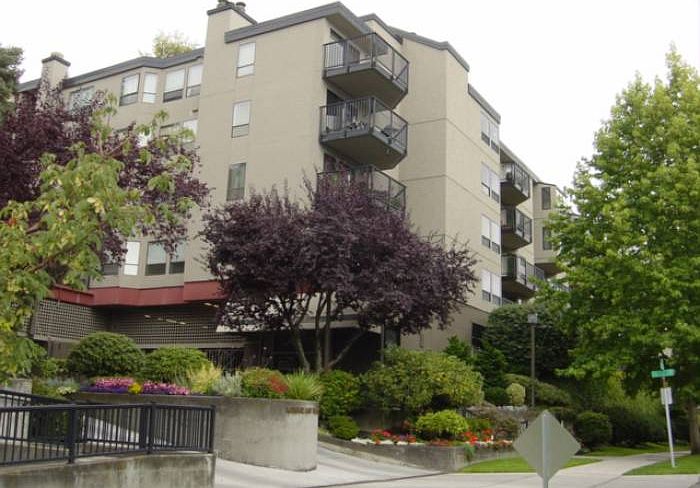 Kinnear Park Condos