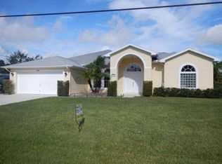 5874 NW Dowse St, Port Saint Lucie, FL 34986