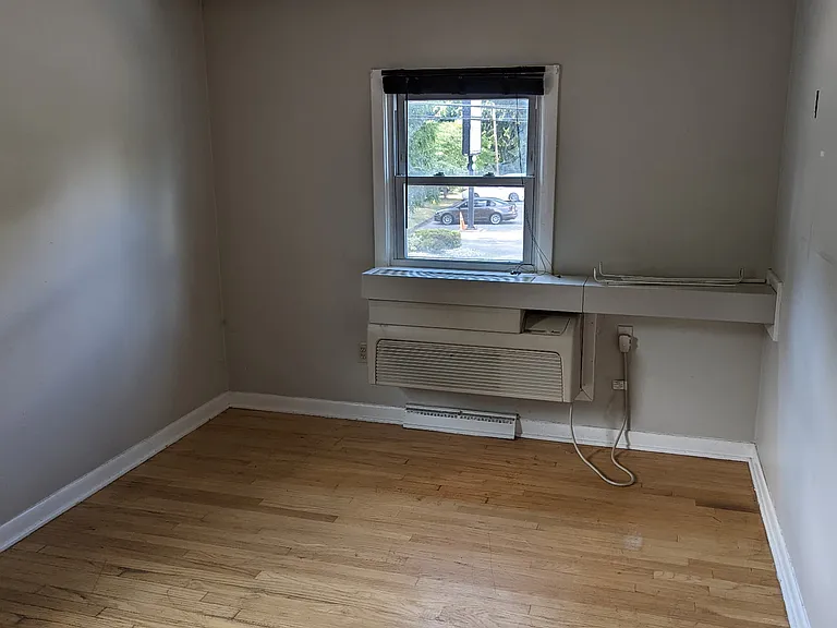 1460 Meriden Waterbury Tpke #4 — Photo 6