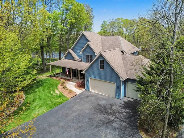 4364 Pointe Pl, Oscoda, MI 48750