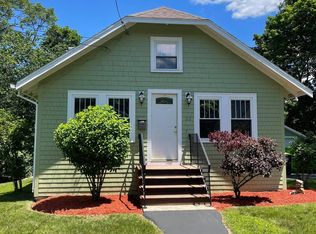 49 Pierce Rd, Weymouth, MA 02188