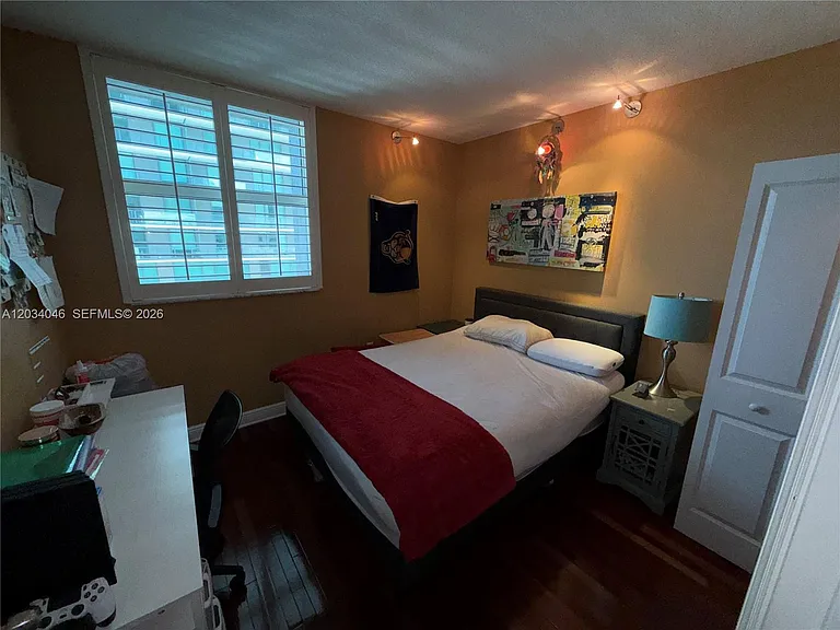 1250 S Miami Ave #1302 — Photo 16