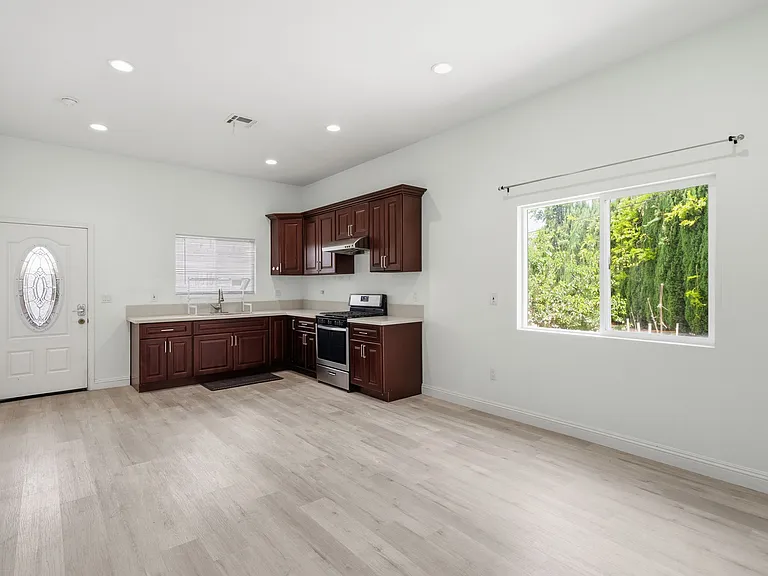 14156 Erin Rd — Photo 5