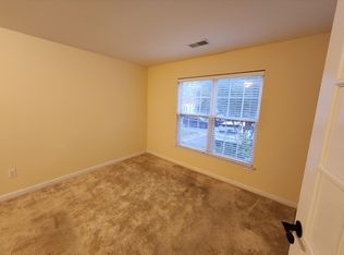 4406 Torrence Pl, Woodbridge, VA 22193