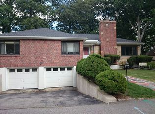 118 Woodcliff Rd, Brookline, MA 02467