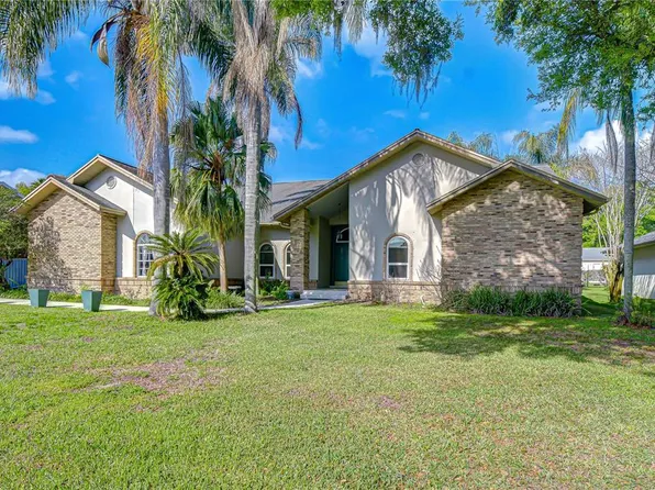 3006 Drakes Landing Ct, Valrico, FL 33596