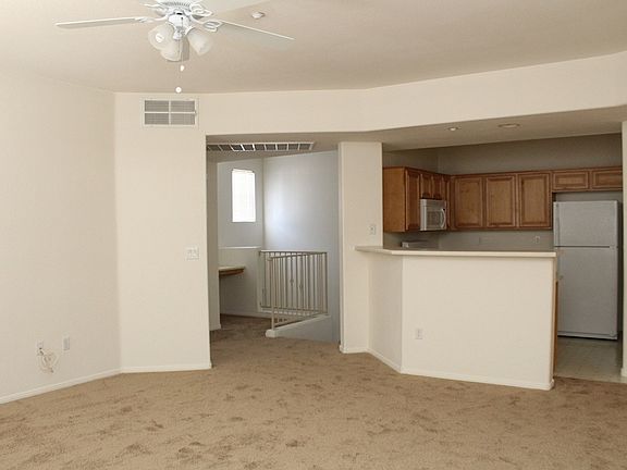 5th image of 5855 Valley Dr Unit 2171