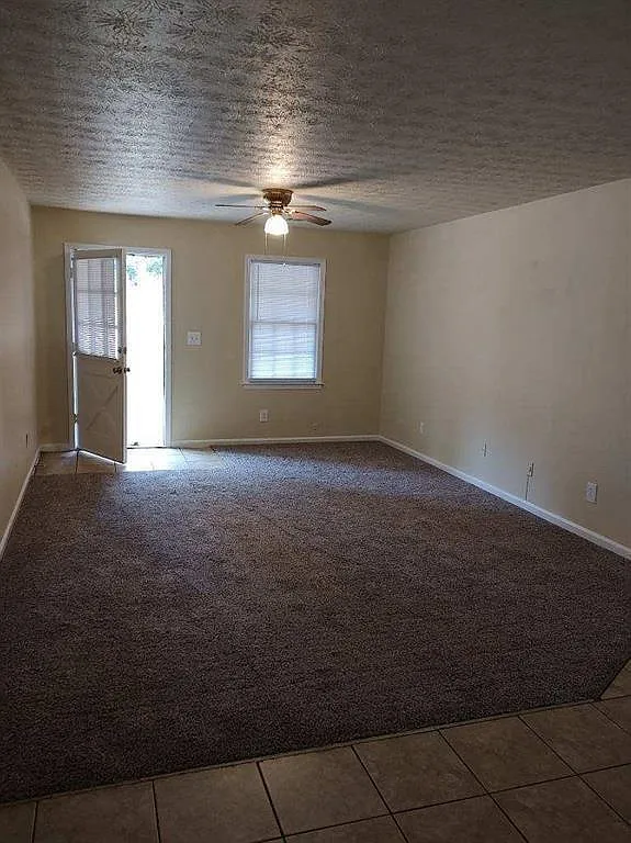 2 bed, 2.0 bath, 1120 sqft, $1,300 — Photo 2