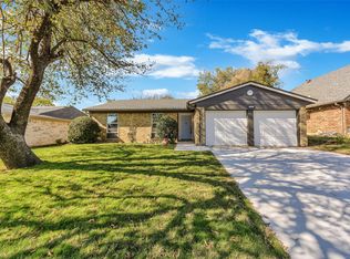 5737 Denise Dr, Haltom City, TX 76148