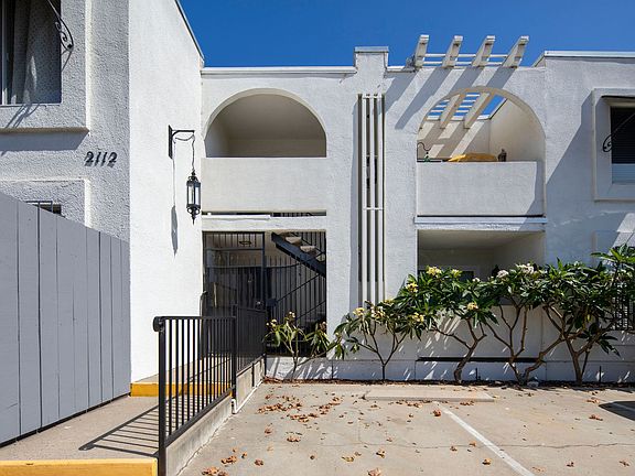 2nd image of 2112 Garnet Ave APT 2F