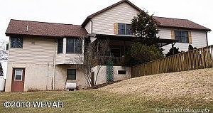 5th image of 83 Hillcrest Dr