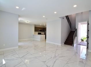 8711 Villa Jeremiah Ln, Las Vegas, NV 89147