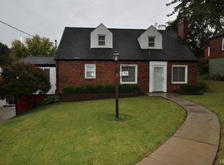 530 Darst Rd, Saint Louis, MO 63135