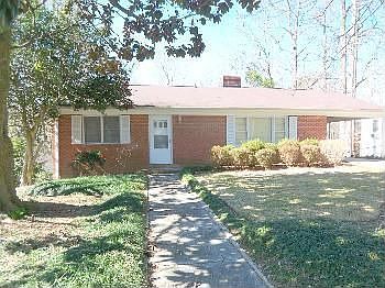 1st image of 1703 Beaumont Dr