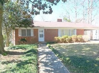 1703 Beaumont Dr, Greenville, NC 27858