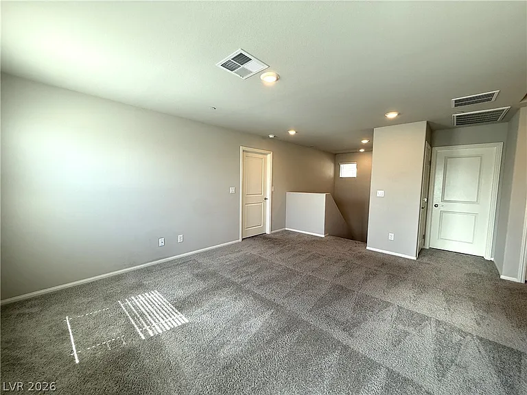 522 Spy Rock Ave — Photo 10