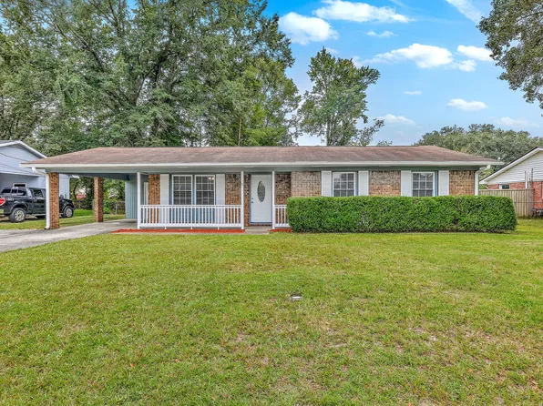 5 Summit Ave, Goose Creek, SC 29445