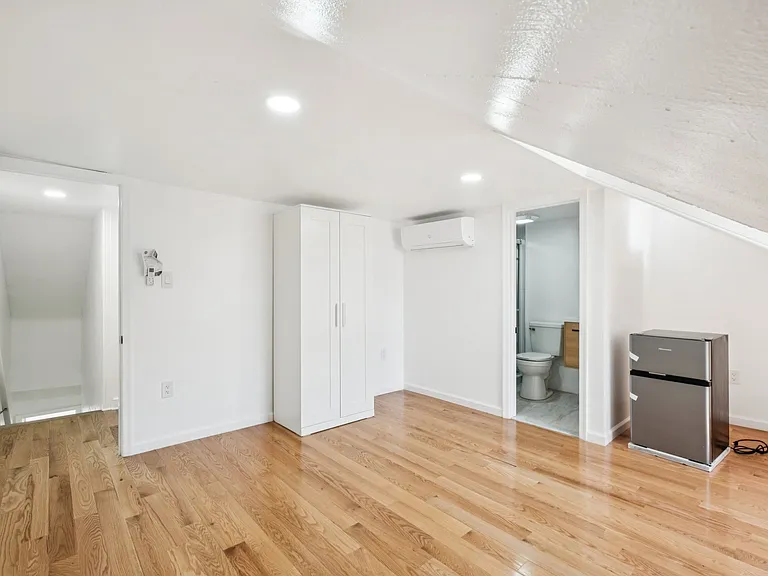 1223 Spruce St #3F — Photo 30