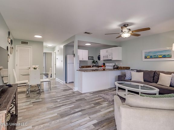 3rd image of 1664 Beach Blvd #K-167