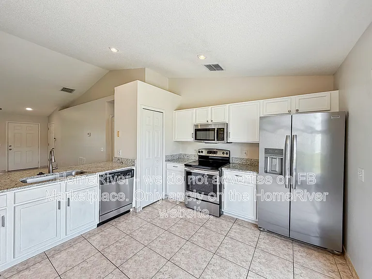 4240 Settlers Ct — Photo 2
