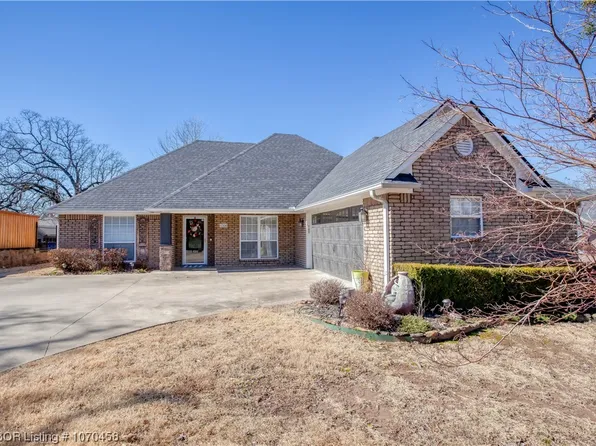 1204 S 37th St, Fort Smith, AR 72903