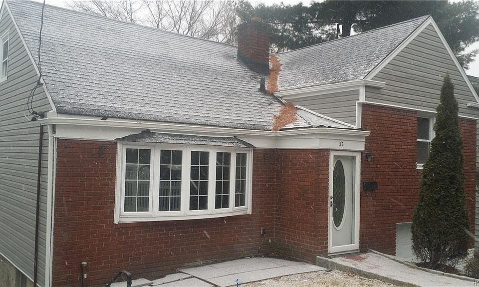 2nd image of 52 Linn Ave