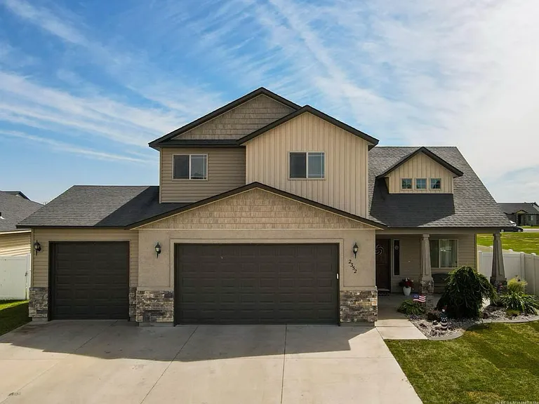 2352 Denali Dr — Photo 1
