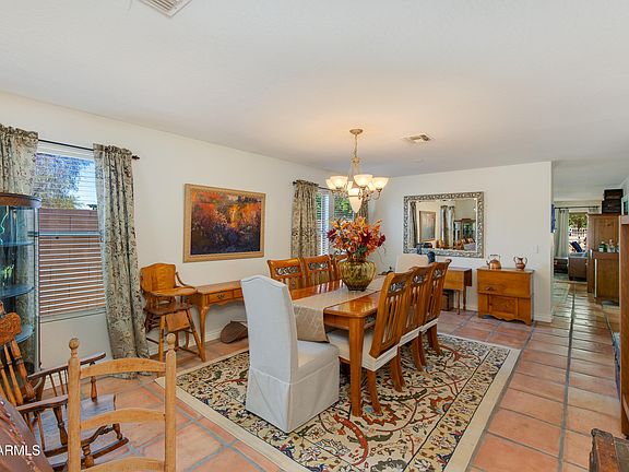 3rd image of 2610 W ROMLEY Road