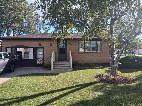 126 Gary Ln, Buffalo, NY 14227