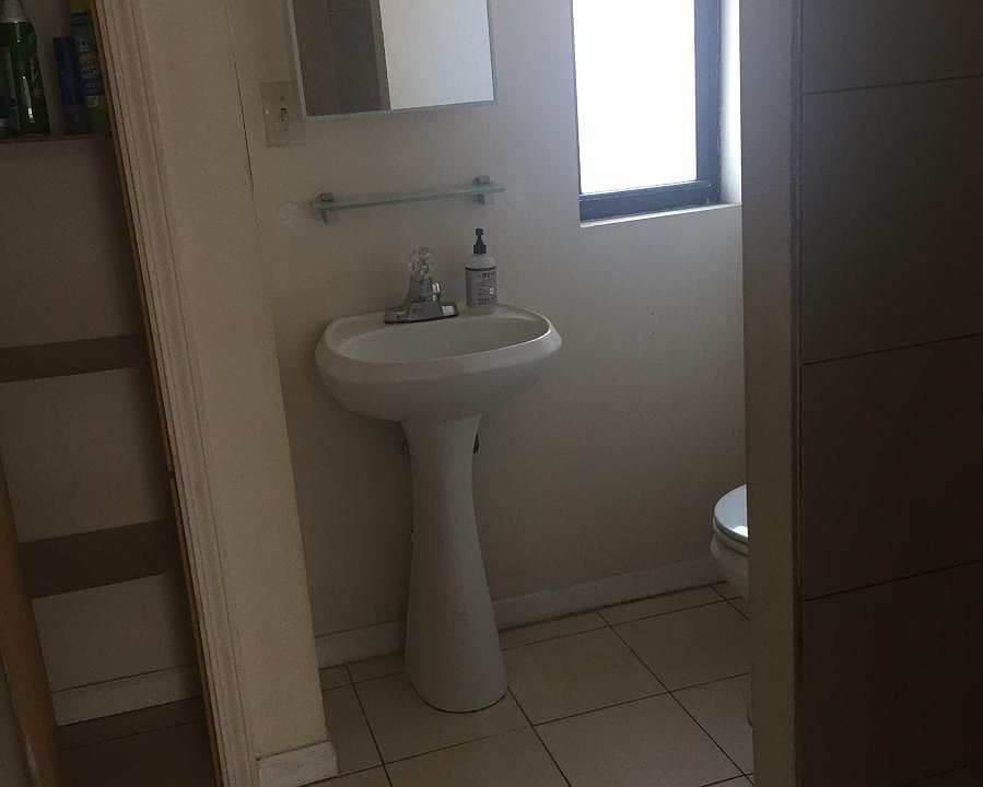 1st image of 1512 N Greenview Ave APT 2