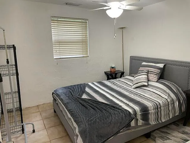 821 SW 13th Ct #1A — Photo 11