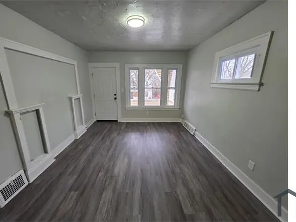 12713 Signet Ave #Up, Cleveland, OH 44120