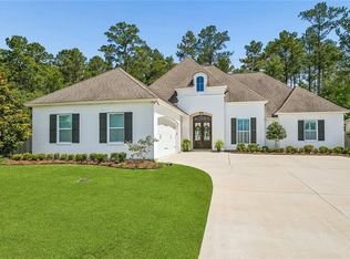 544 Blue Heron Ln, Madisonville, LA 70447