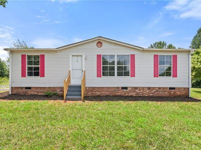 183 New Crosswinds Dr, Mount Airy, NC, 27030