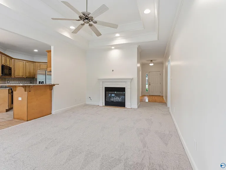 146 Paul Revere Dr — Photo 12