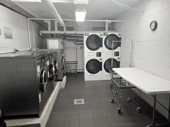 202 Seeley Street image 23 of 25