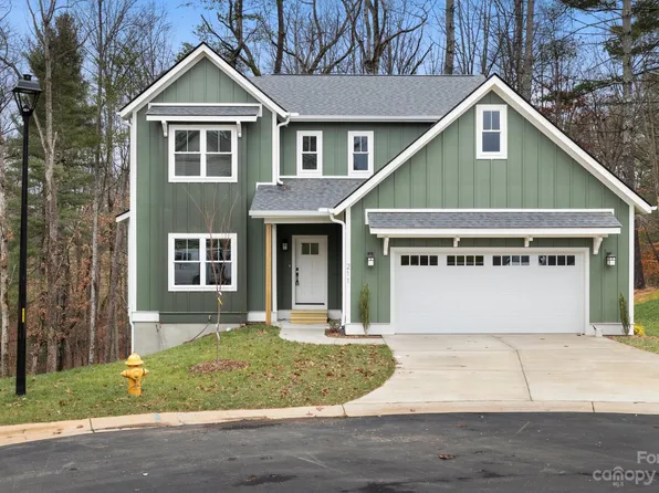 211 Weybridge Dr #19, Arden, NC 28704