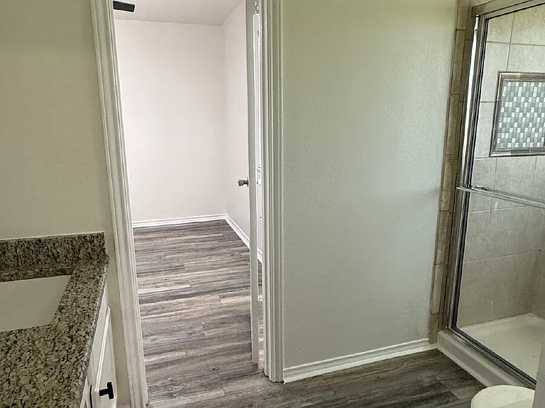 2111 Margalene Way — Photo 9