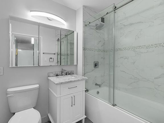 5th image of 130 Lenox Ave APT 527