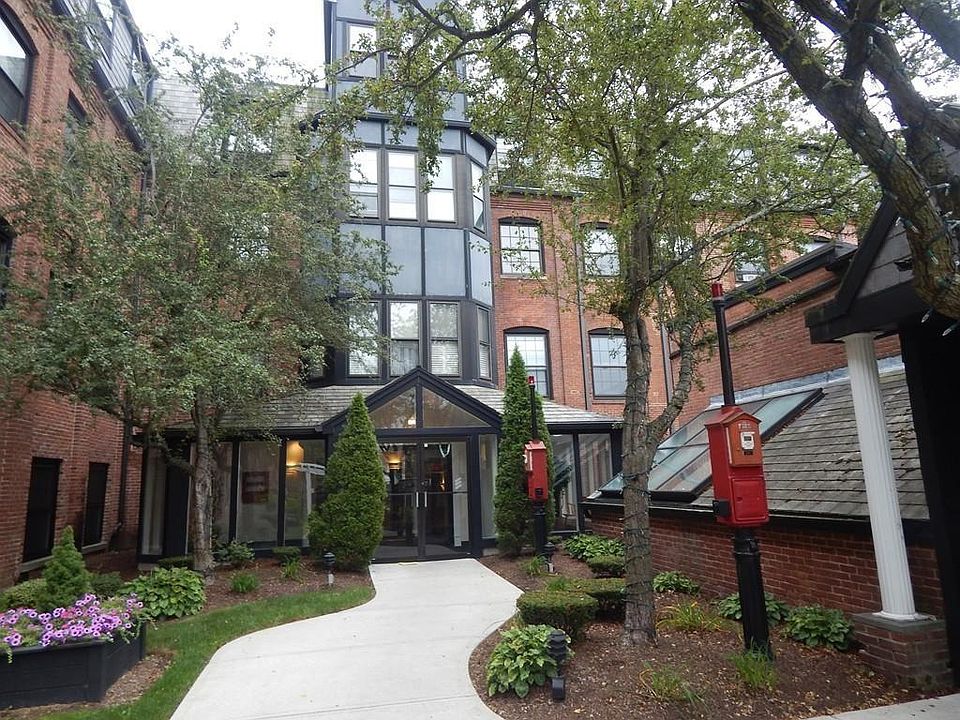 1st image of 21 Linden St APT 127