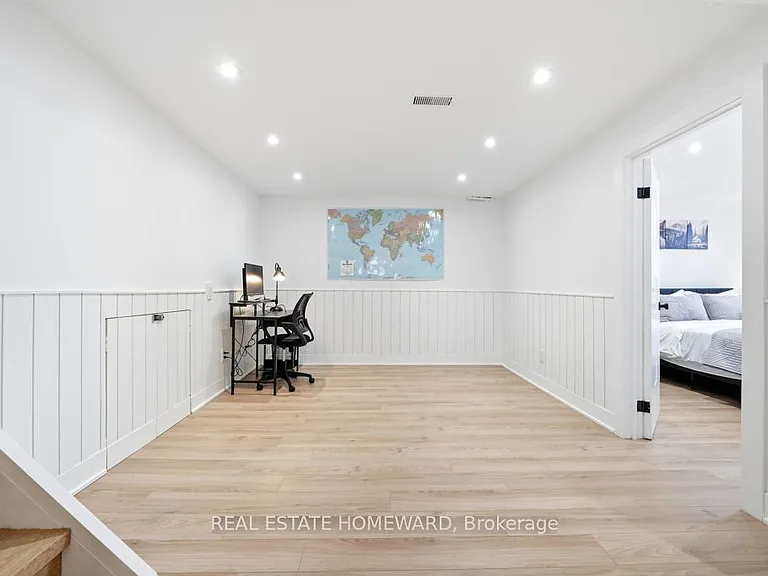 170 Harrison Dr — Photo 38