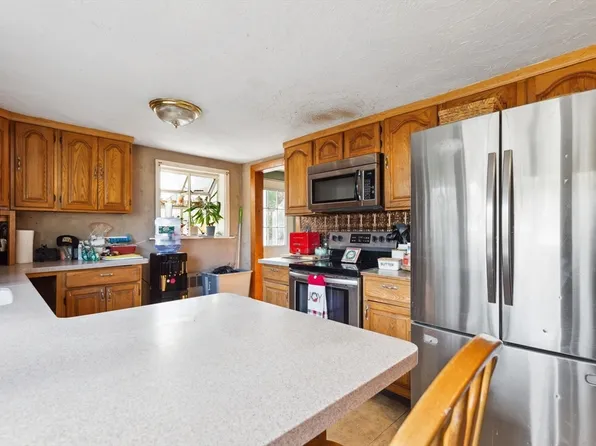 178 Reed St, Hanson, MA 02341