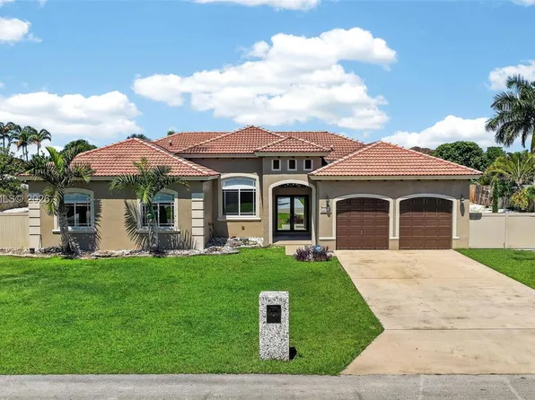 32204 SW 205th Ave, Homestead, FL 33030