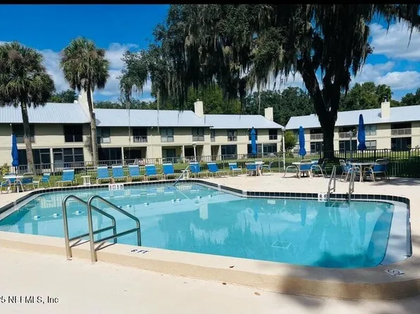 223 HIAWATHA Court, East Palatka, FL 32131