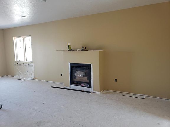 2nd image of 1712 Ferret Way